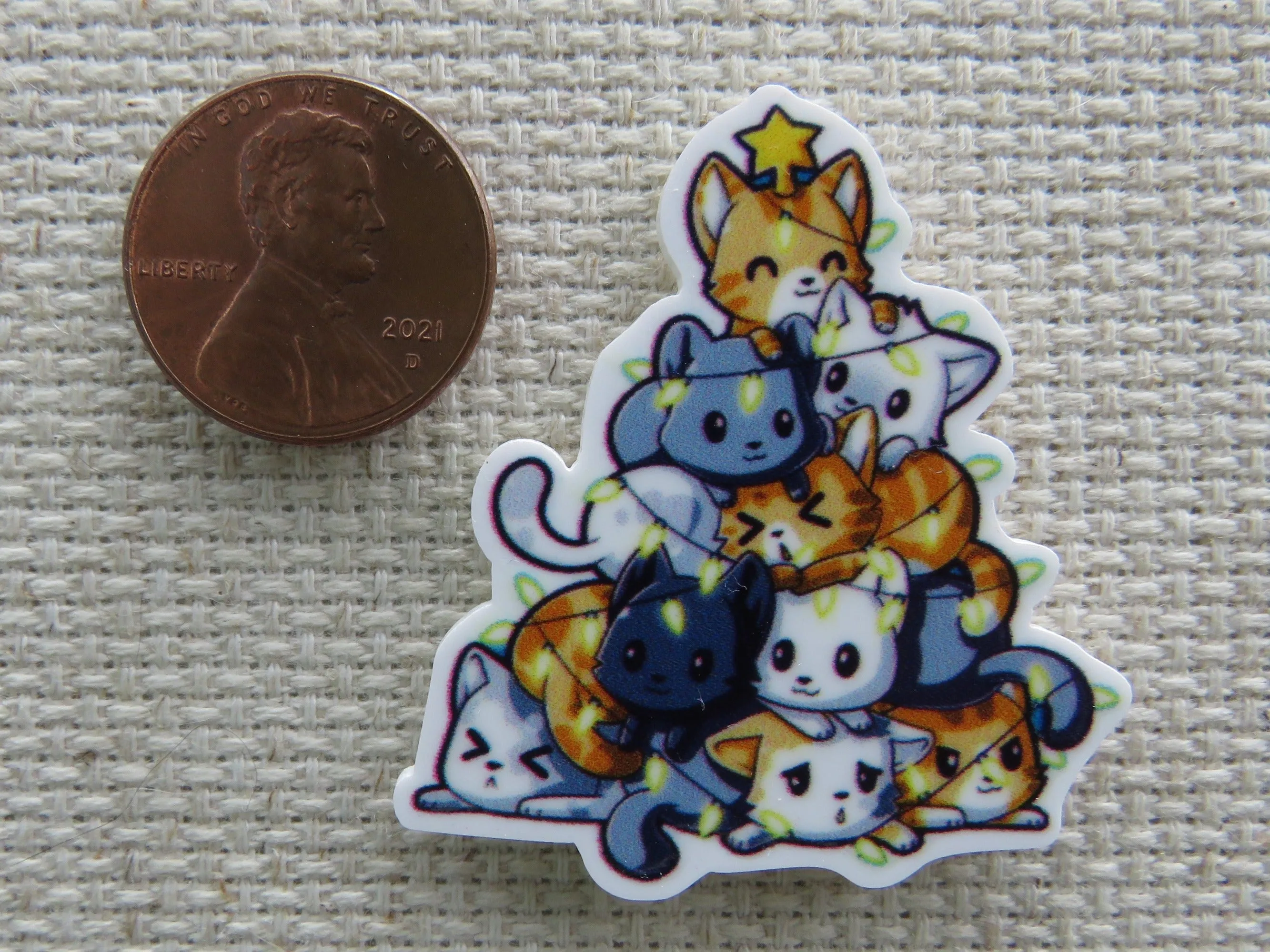 A Christmas Tree of Cats Needle Minder, Cover Minder, Magnet