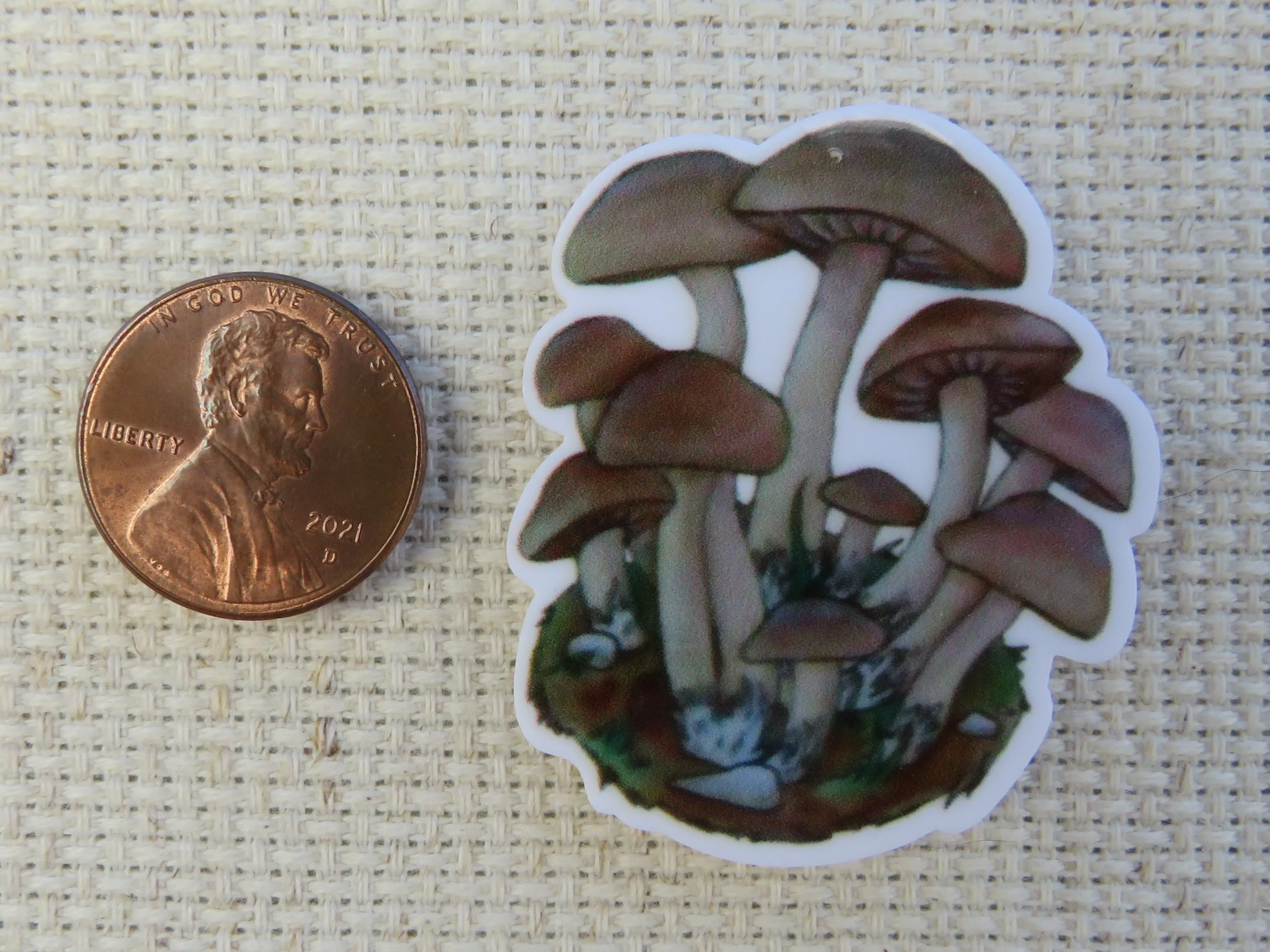 A Cluster of Mushrooms Needle Minder, Cover Minder, Magnet