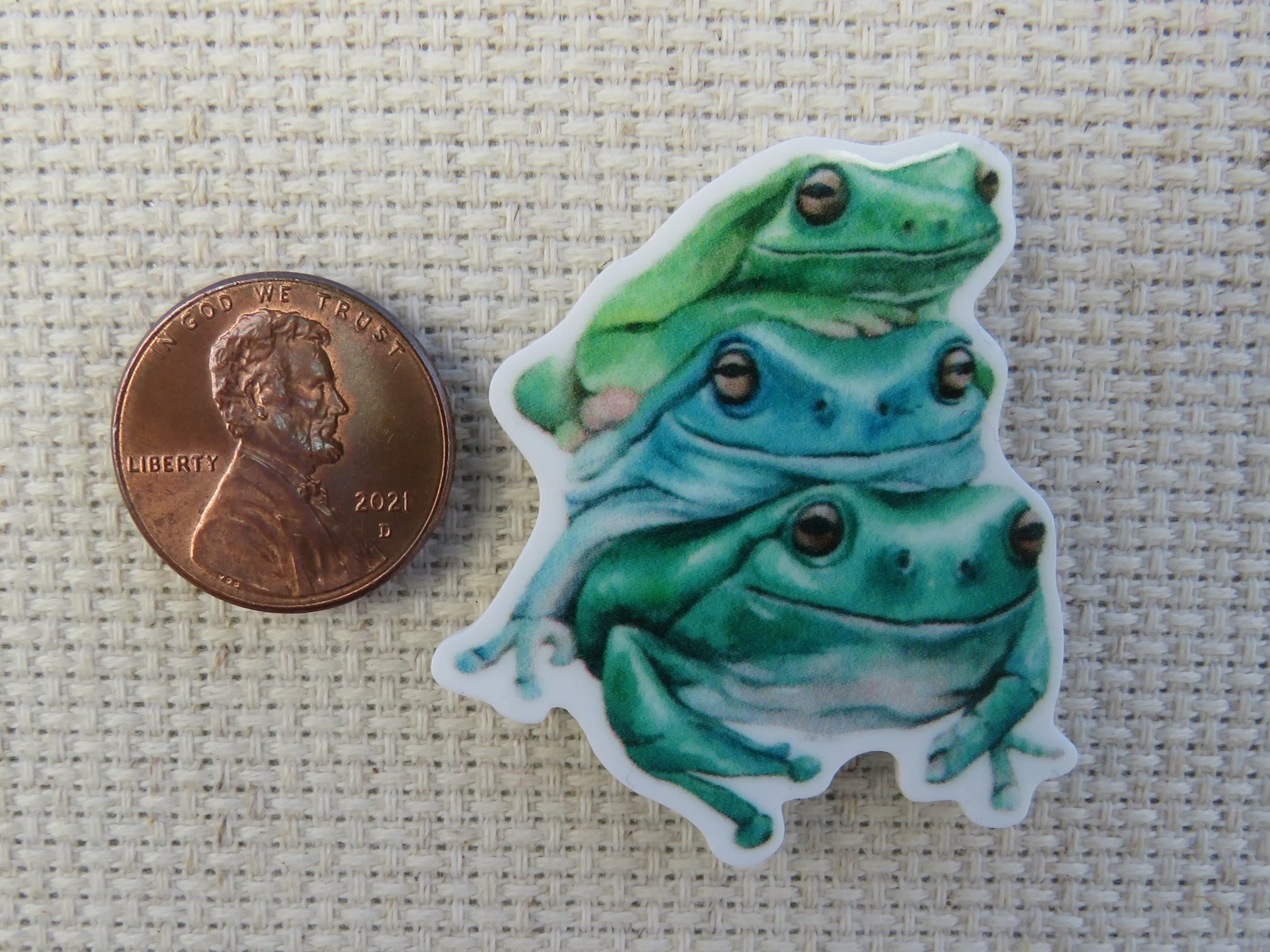 A Stack of Frogs Needle Minder, Cover Minder, Magnet