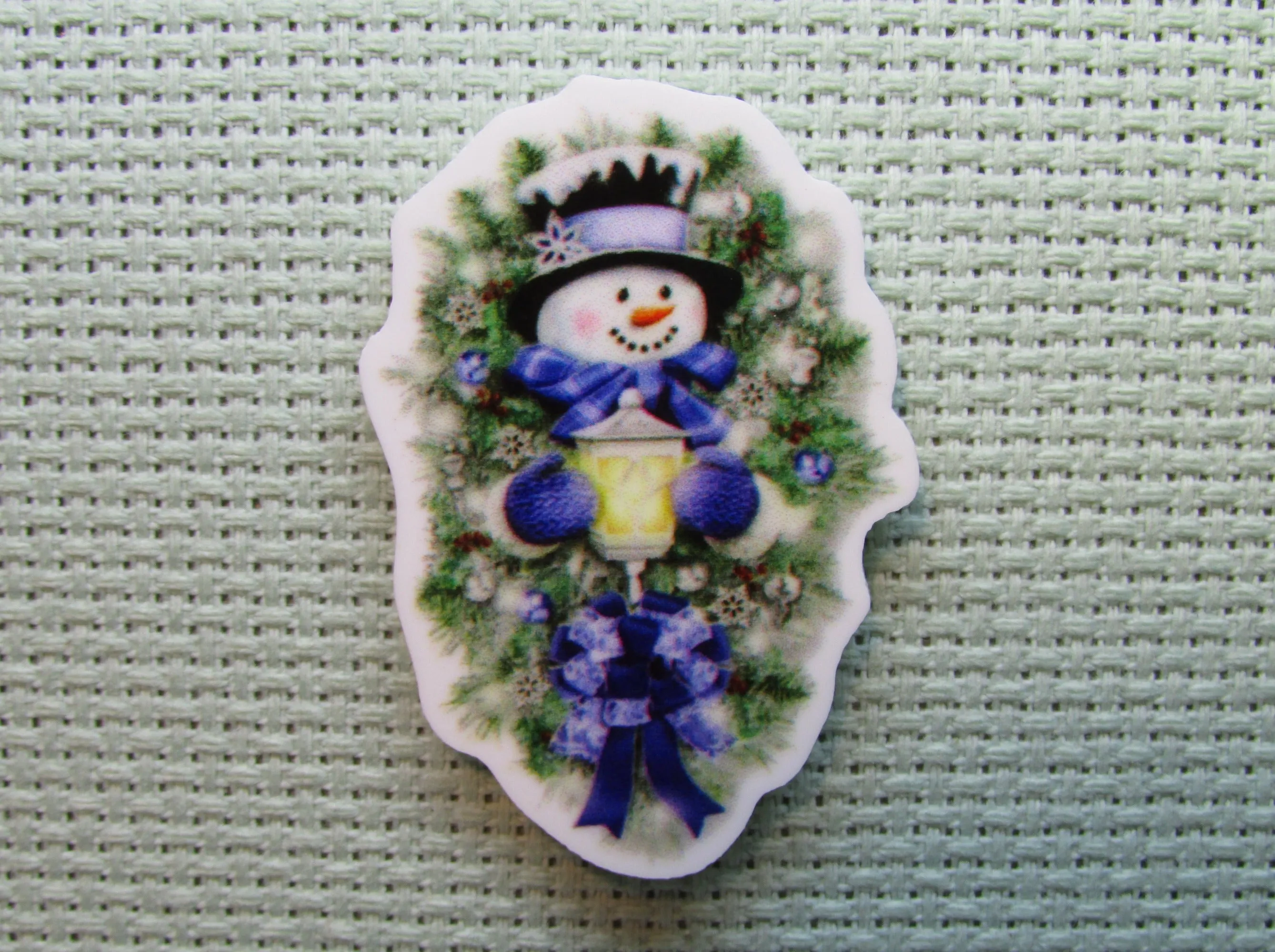 Adorable Blue Snowman Needle Minder, Cover Minder, Magnet
