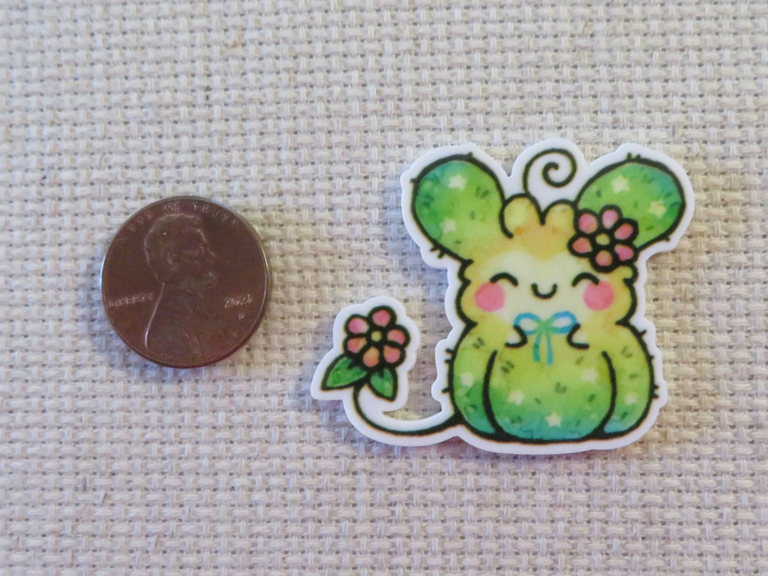 Adorable Green Mouse Needle Minder, Cover Minder, Magnet