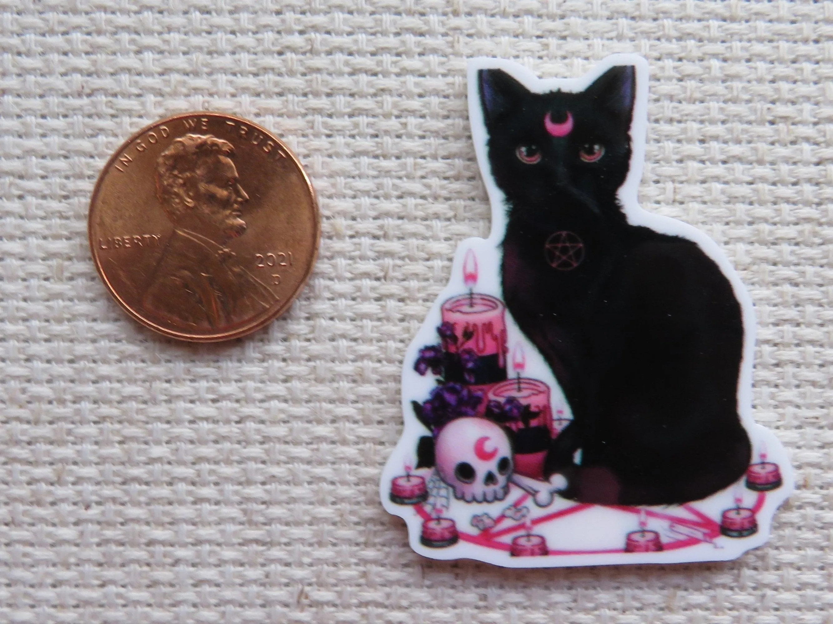 Black Pentagram Cat Needle Minder, Cover Minder, Magnet