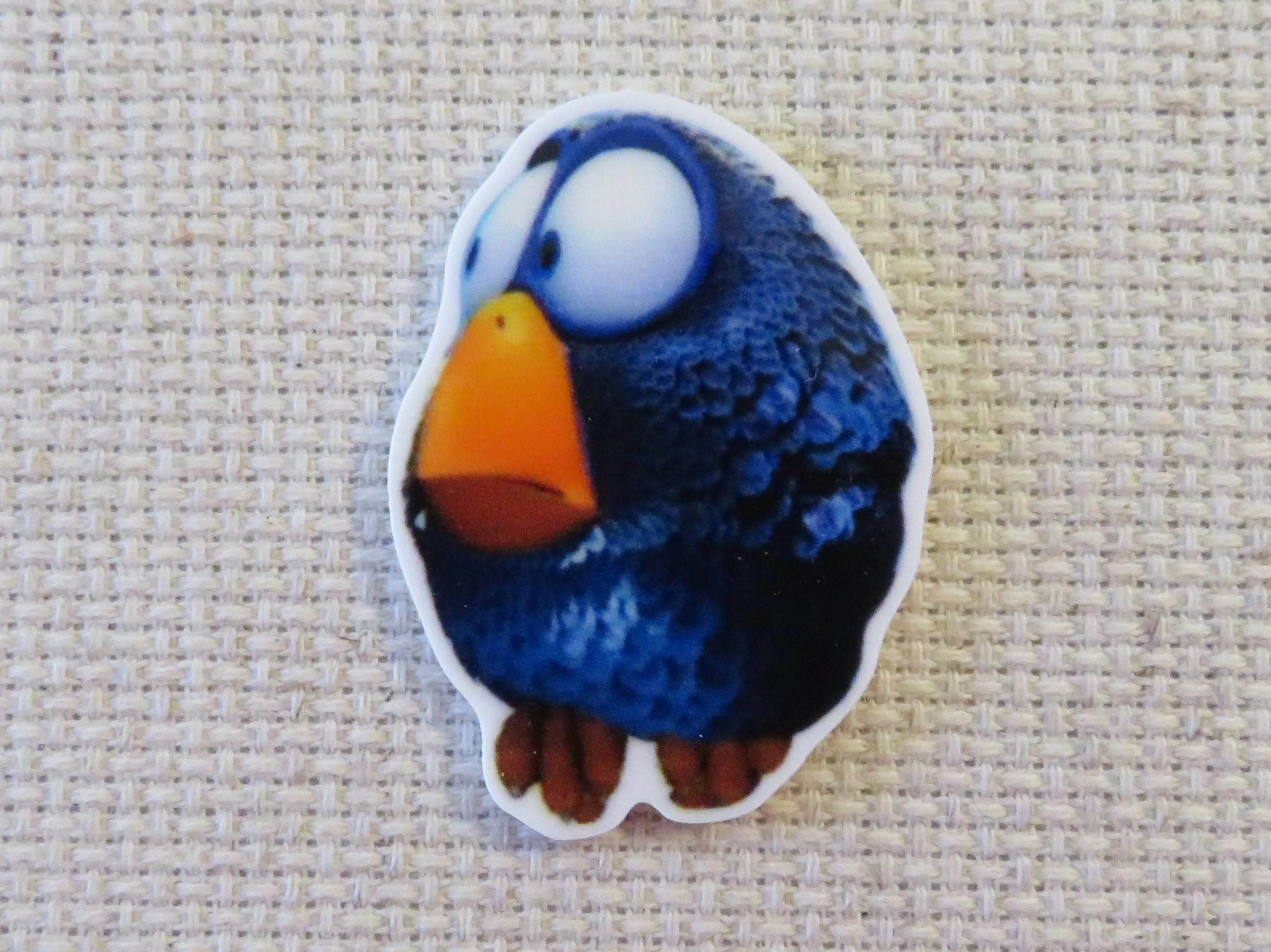 Blue Cartoon Bird Needle Minder, Cover Minder, Magnet