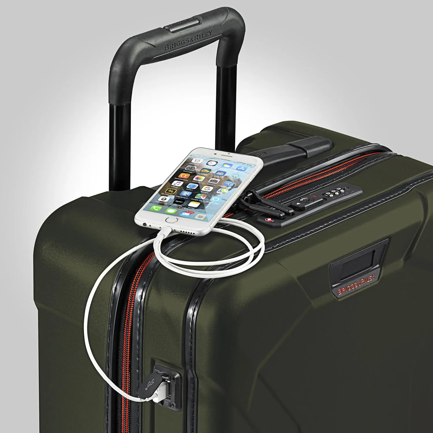 Briggs & Riley TORQ International Carry-On Spinner
