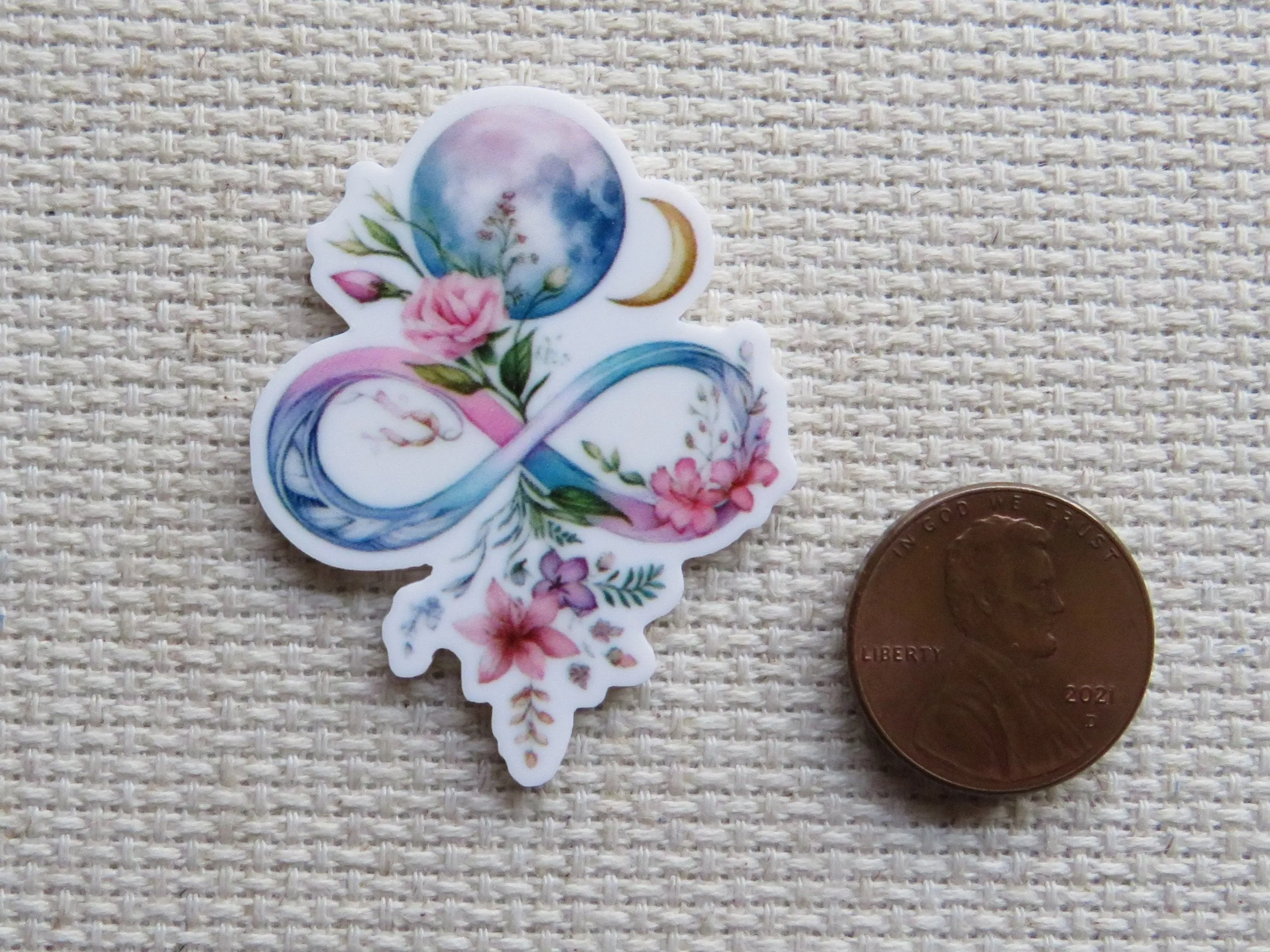 Celestial Infinity Loop  Needle Minder, Cover Minder, Magnet