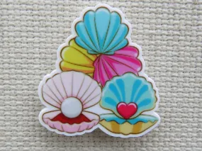Colorful Clam Shells Needle Minder, Cover Minder, Magnet