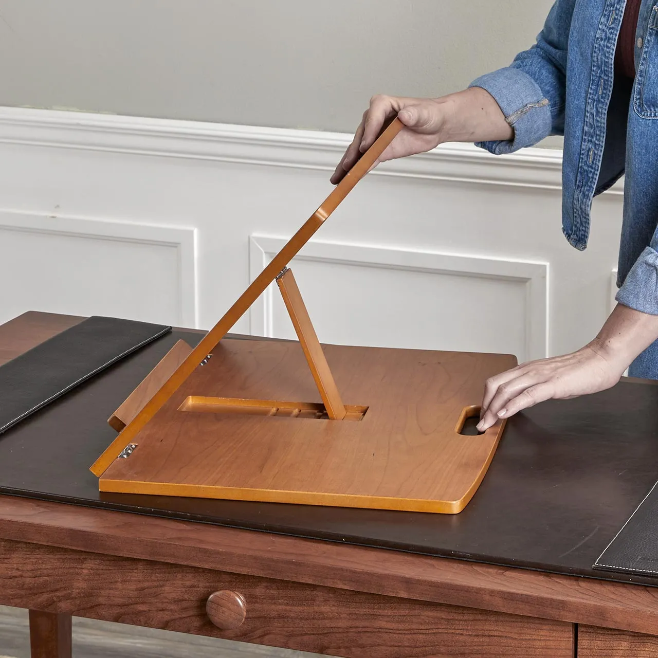 Editor-At-Large Mini Desk