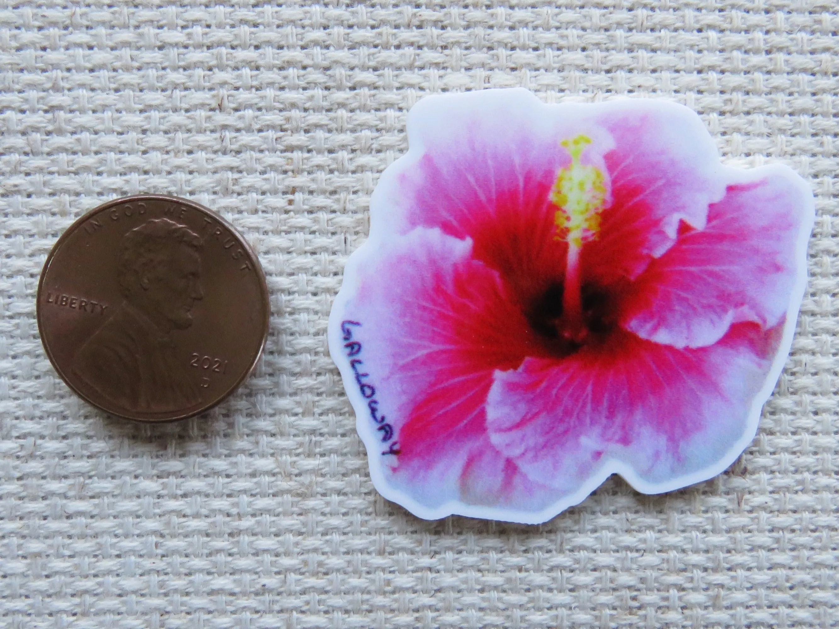 Galloway's Exclusive Pink Hibiscus Needle Minder, Cover Minder, Magnet