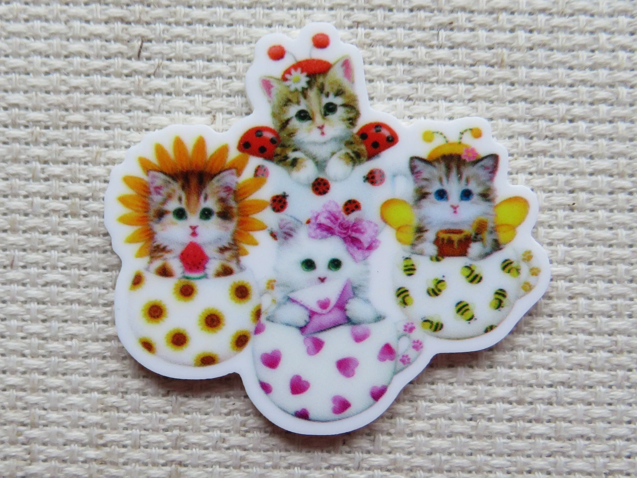 Kittens in Cups Needle Minder, Cover Minder, Magnet