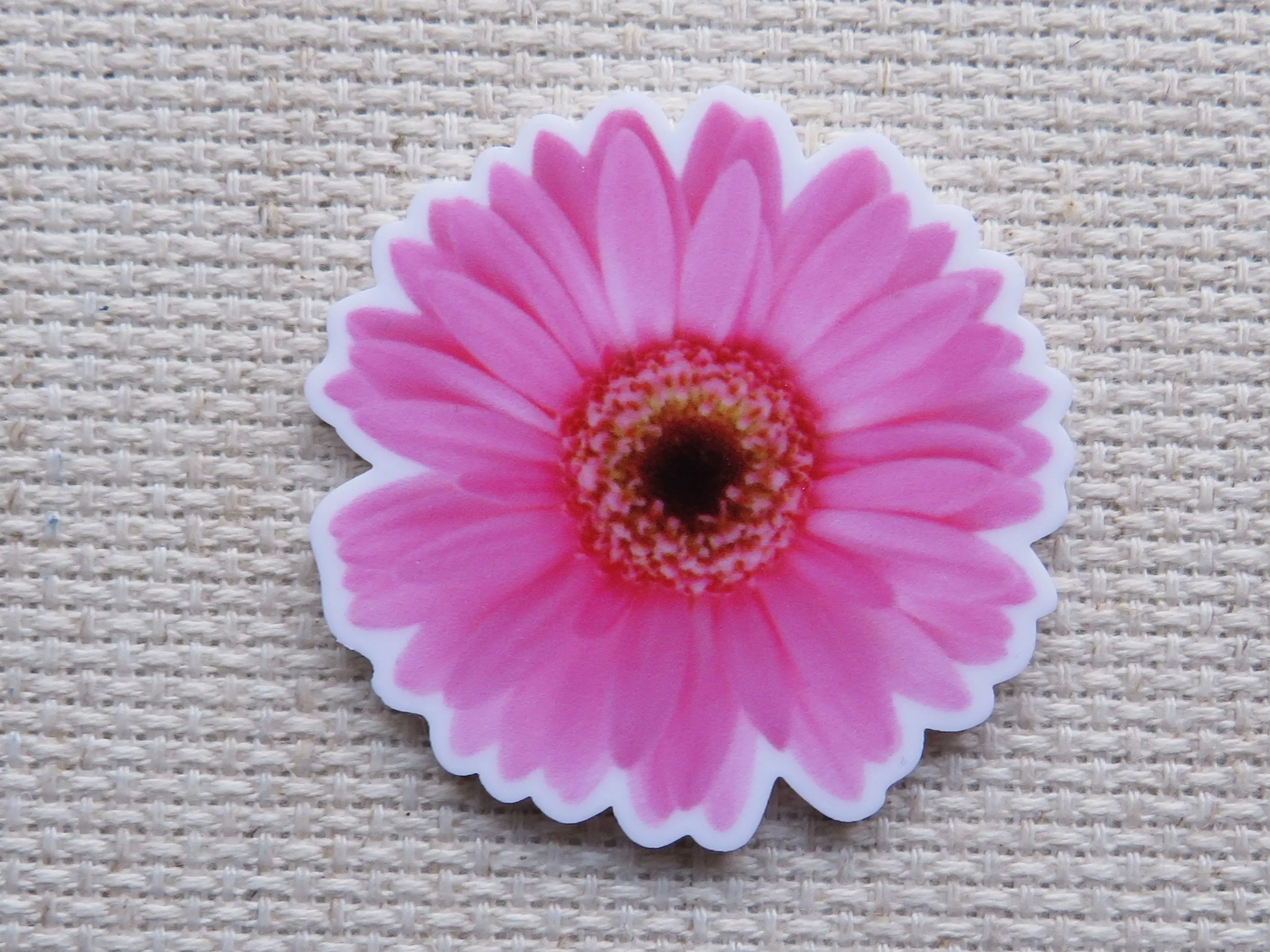 Pink Gerbera Daisy Needle Minder, Cover Minder, Magnet