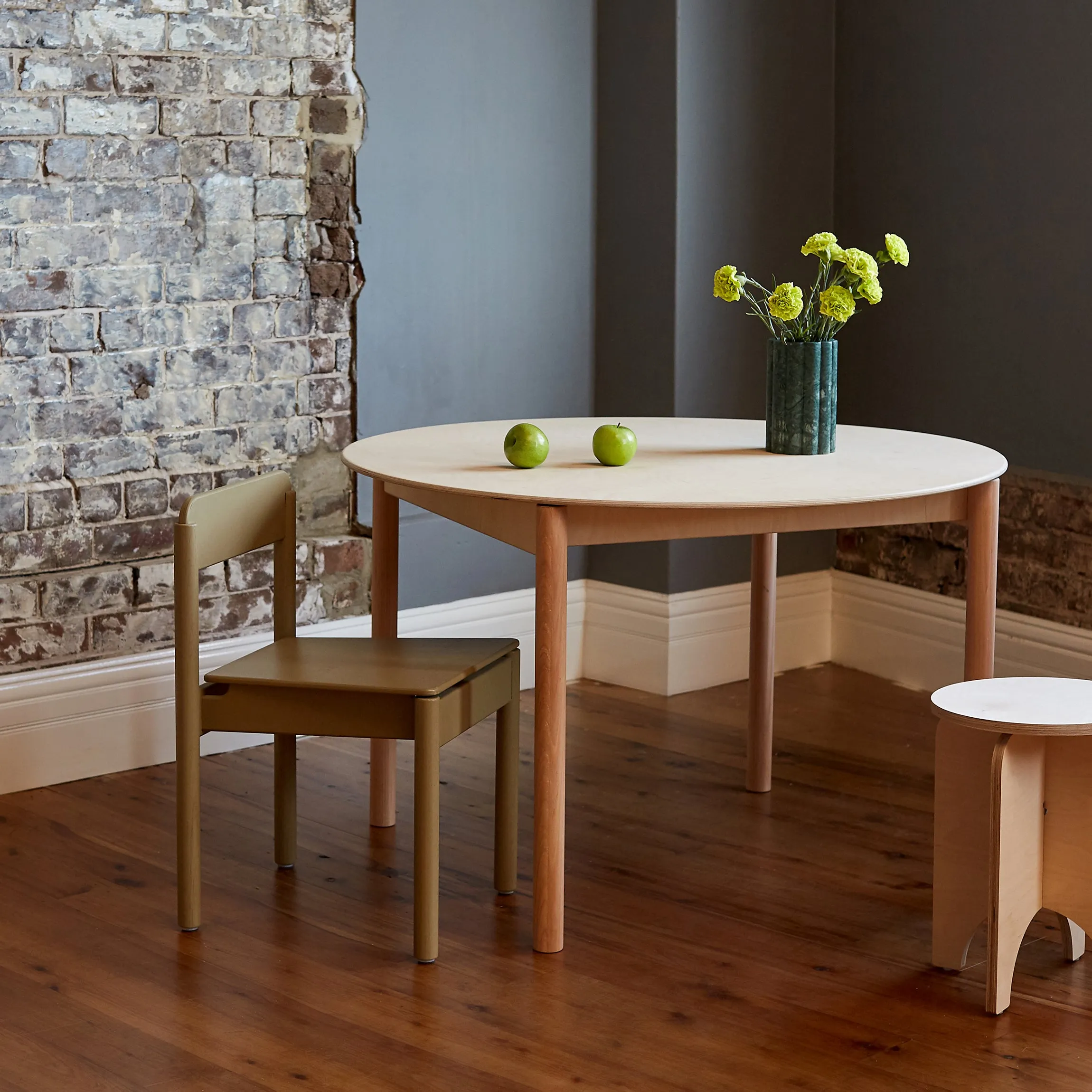 Plonk Round Dining Table