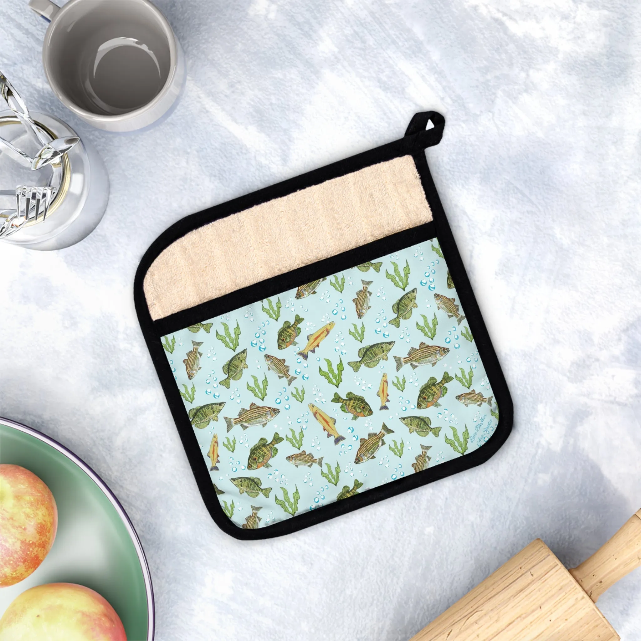 Pot Holder with Pocket-Fresh Water Fishes