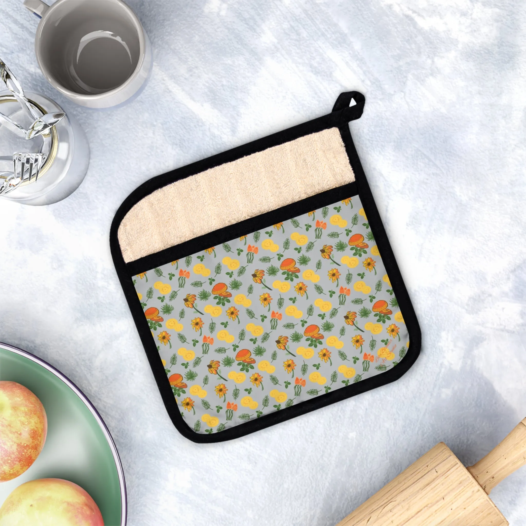 Pot Holder with Pocket - Mushrooms & Wildflowers