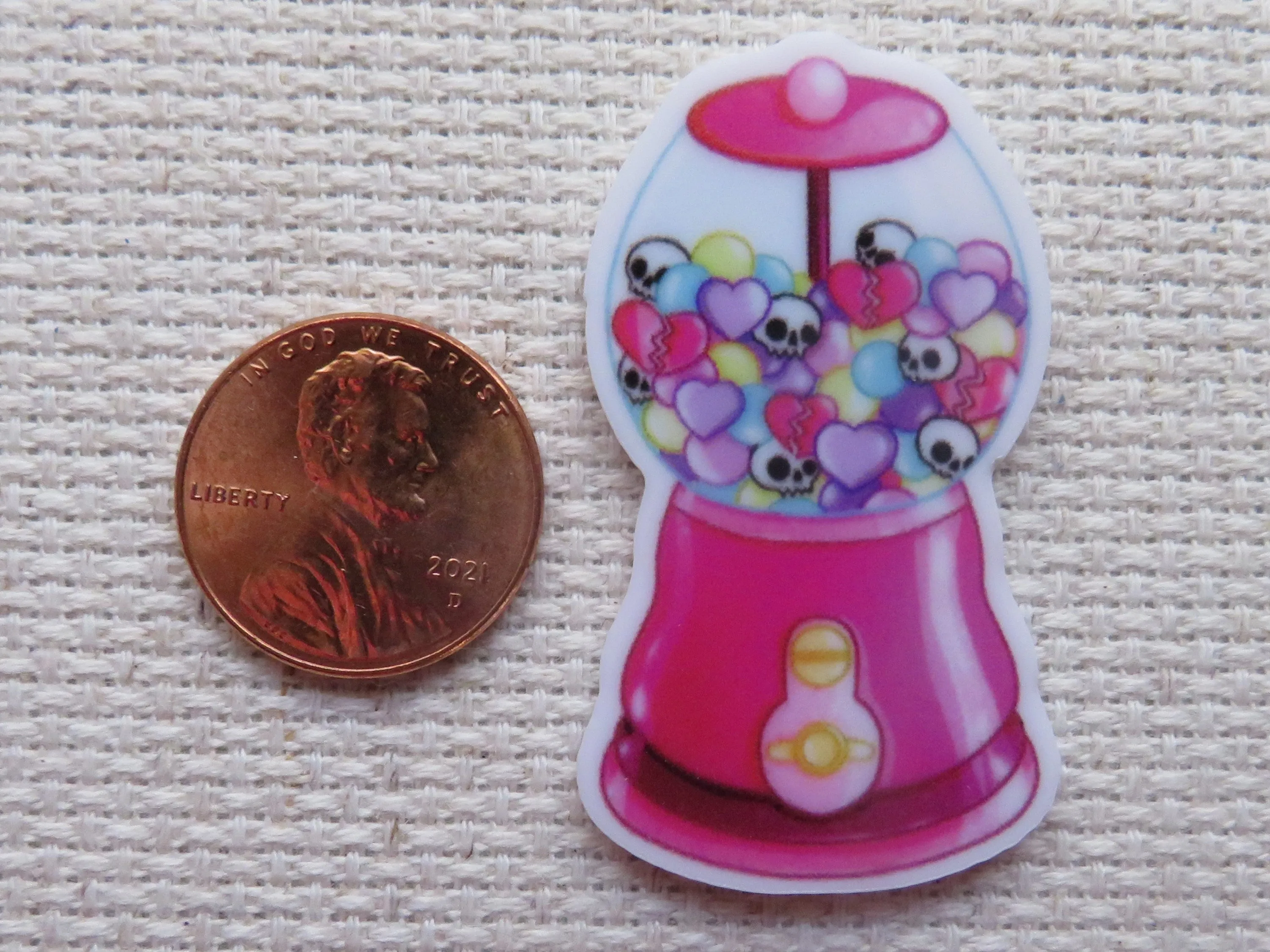 Skulls and Hearts Gumball Machine Needle Minder, Cover Minder, Magnet