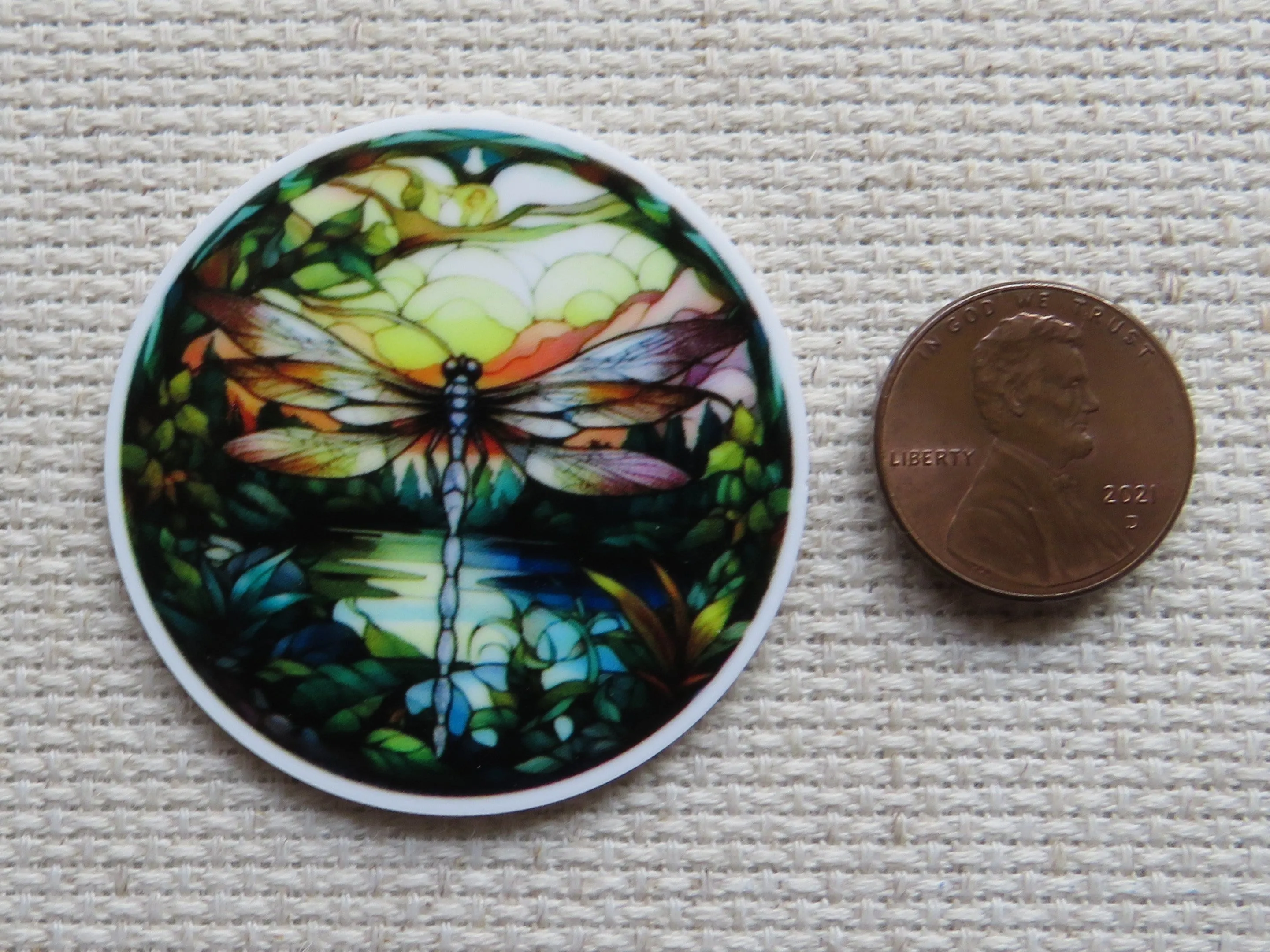 Stained Glass Looking Dragonfly Needle Minder, Cover Minder, Magnet
