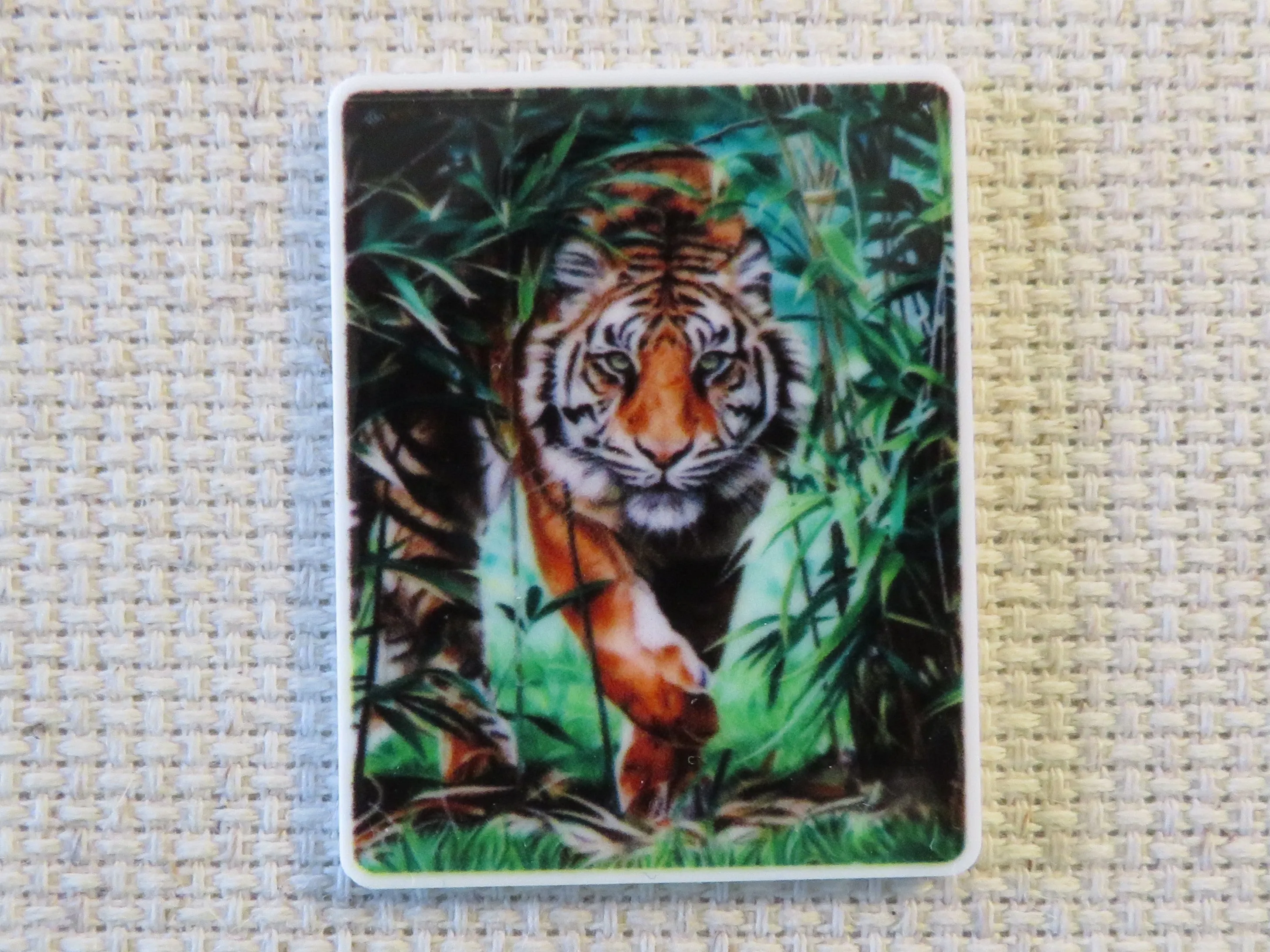 Stalking Tiger Needle Minder, Cover Minder, Magnet