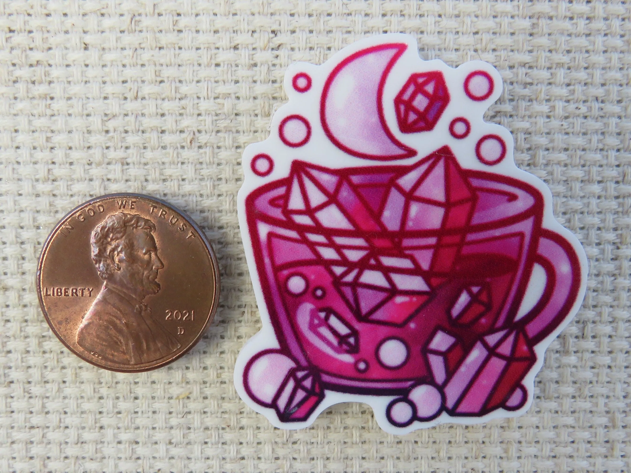 Vibrant Pink Crystal Teacup Needle Minder, Cover Minder, Magnet