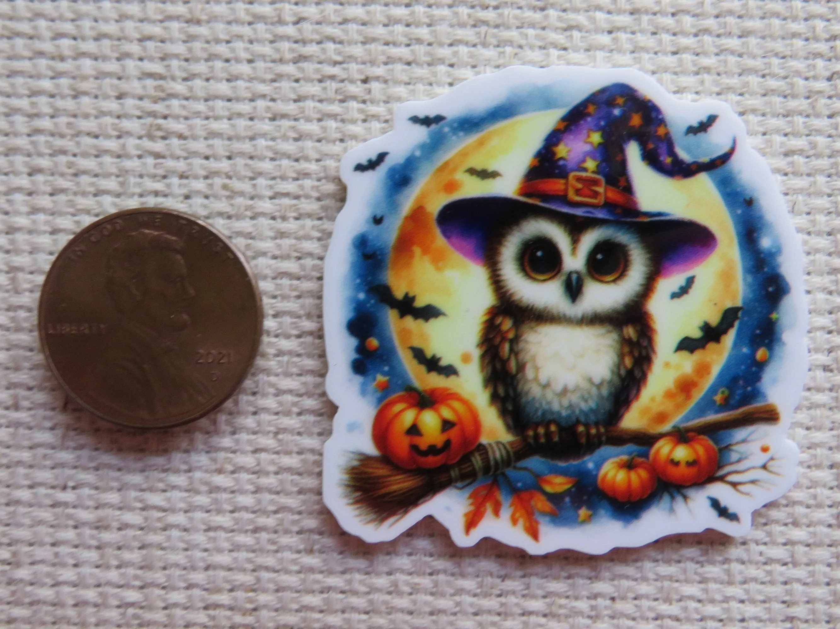 Witchy Owl Fun Needle Minder, Cover Minder, Magnet